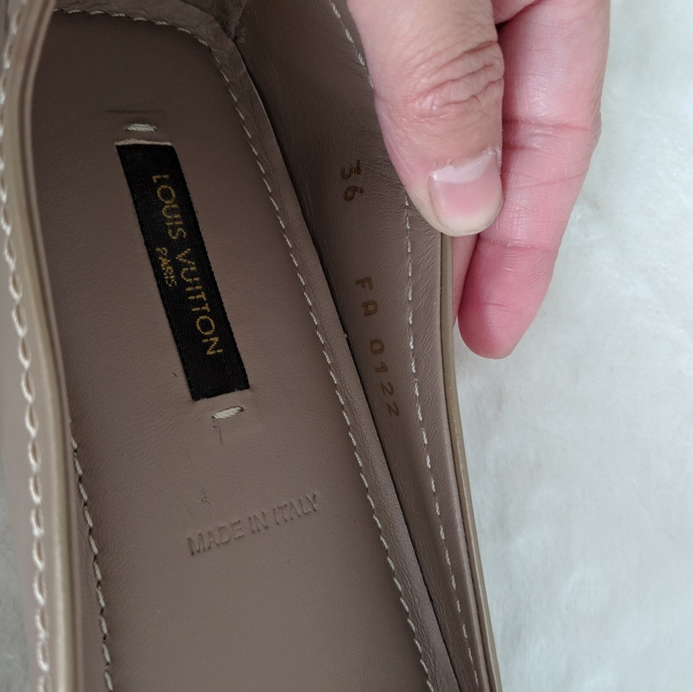 LOUIS VUITTON Leather Oxford Ballerina Flats 36 - Picture 8 of 8